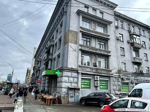 комерційна за адресою Політехнічний пров., 1/33
