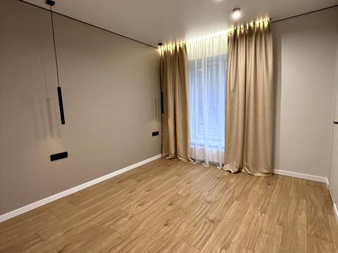 будинок за адресою Сім'ї Шкарівських вул.