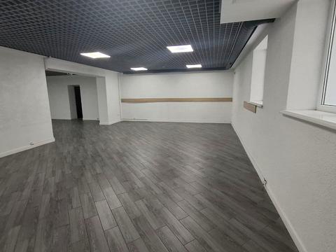 коммерческая по адресу Симона Петлюры ул., 27