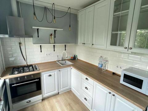 квартира за адресою Героїв полку "Азов" вул. (Маршала Малиновського), 13