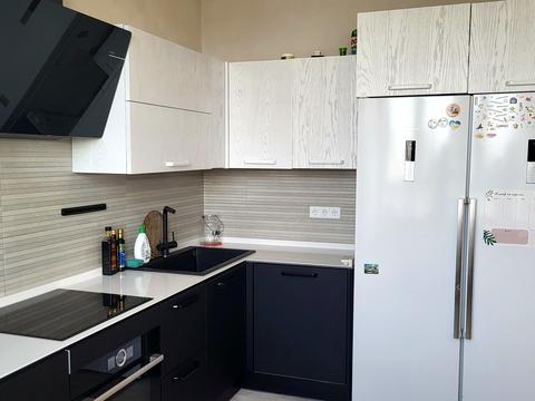 квартира за адресою Милорадовичів вул. (Петровського), 55