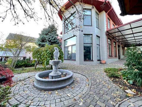 дом по адресу Андрея Шептицького ул., 19