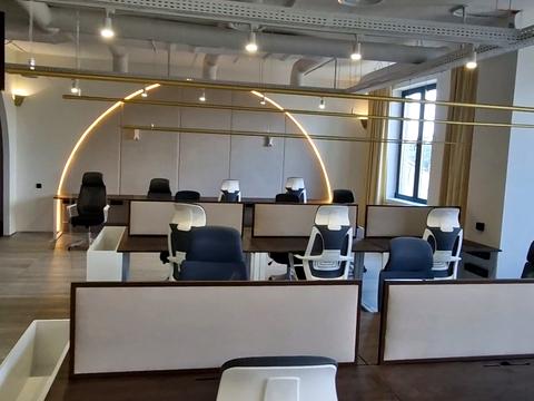 комерційна за адресою Бульварно-Кудрявська вул. (Воровського), 15