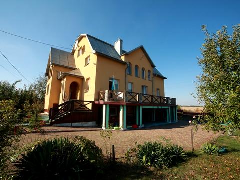 будинок за адресою Незалежності