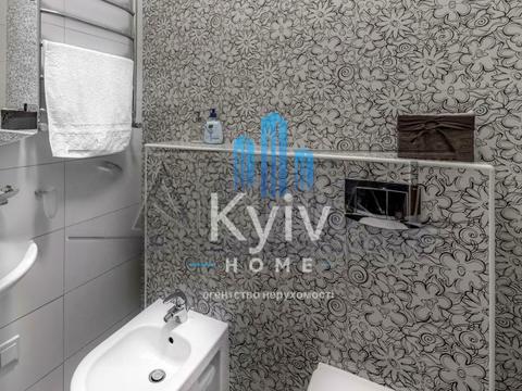 будинок за адресою Абрикосова вул.