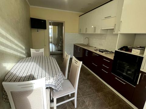 квартира за адресою Богдана Хмельницького вул., 53