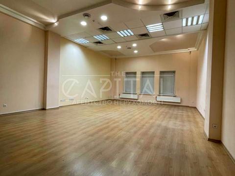 комерційна за адресою Хорива пров., 37