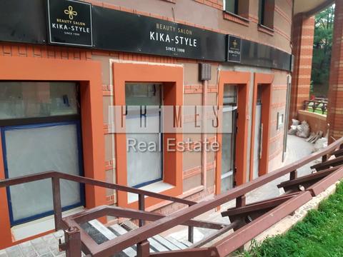 комерційна за адресою Лесі Українки бульв., 30-Б