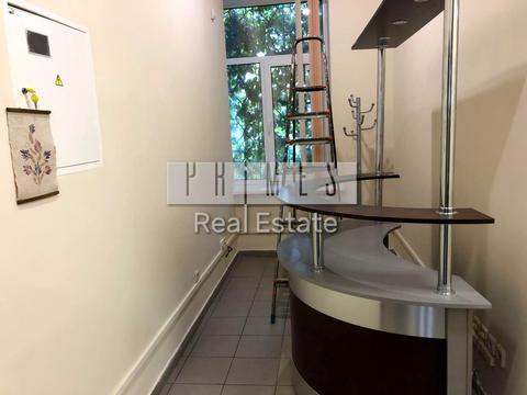 комерційна за адресою Велика Васильківська вул. (Червоноармійська), 77