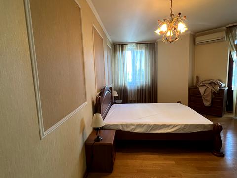 квартира по адресу Раисы Окипной ул., 4