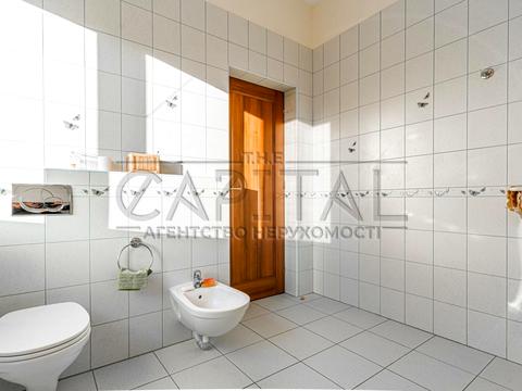 будинок за адресою Виноградна, 1