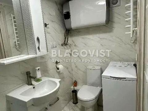 квартира за адресою Машинобудівна вул., 41