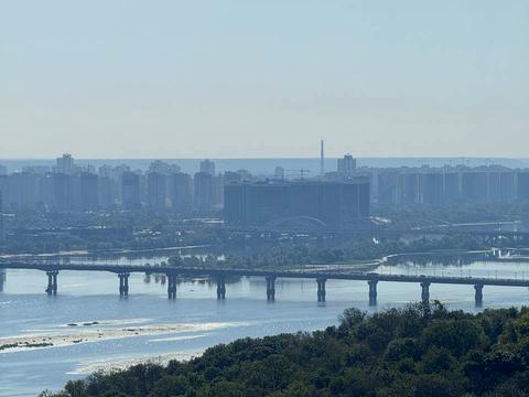 квартира за адресою Івана Мазепи вул. (Січневого Повстання), 11-Б