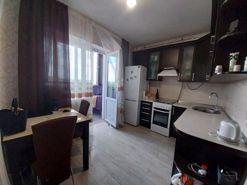 квартира за адресою В'ячеслава Чорновола вул., 50-А