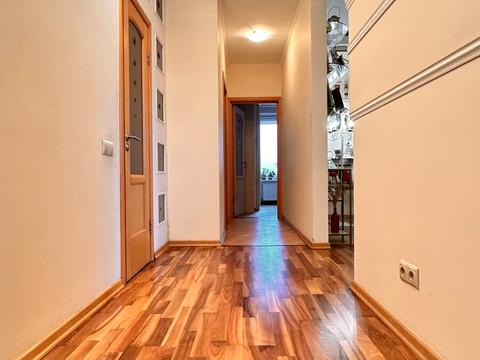 квартира за адресою Дніпровська набережна вул., 26