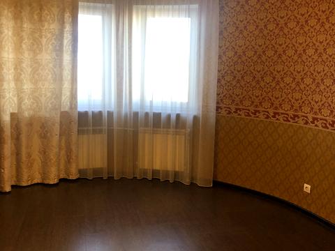 квартира за адресою Анни Ахматової вул., 13-Д