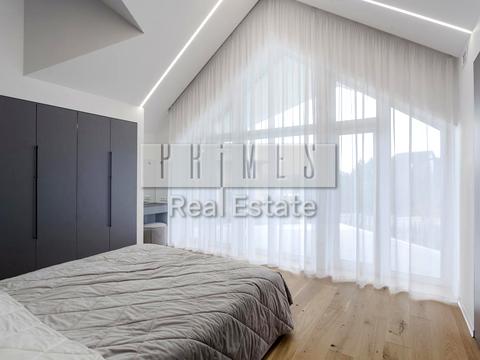 будинок за адресою Вишнева вул.