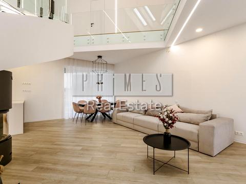 будинок за адресою Вишнева вул.