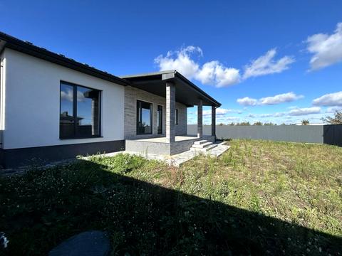 дом по адресу Евгения Плужника ул.