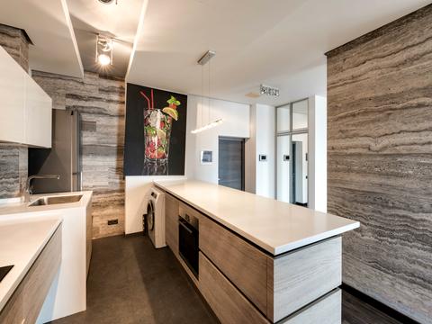 квартира за адресою Дніпровська набережна вул., 14