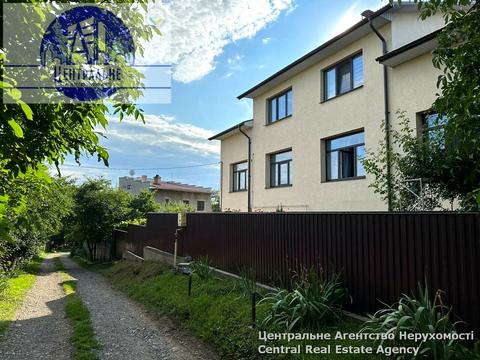 будинок за адресою Горіхівська вул.