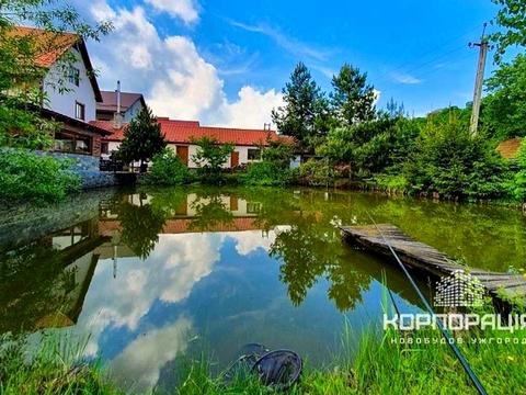 коммерческая по адресу Центральна, 10
