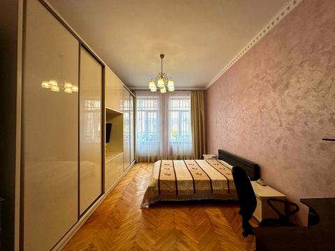 квартира за адресою Шептицьких, 19