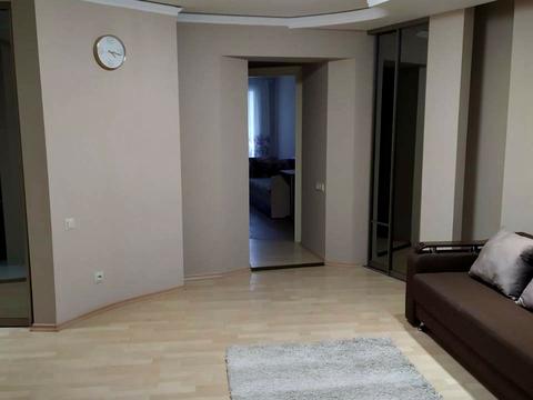 квартира за адресою Кам'янецька вул., 109