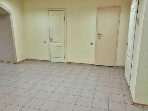 комерційна за адресою Василя Сергієнка вул. (Задніпровська), 48