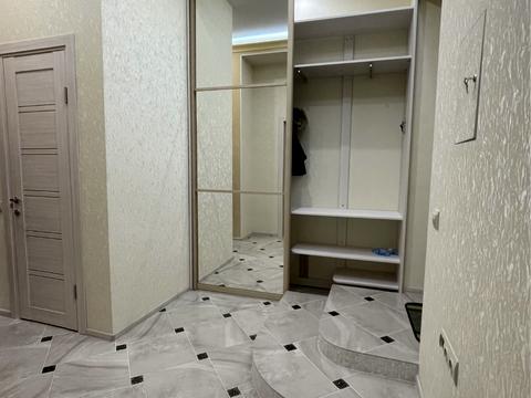 квартира по адресу Строителей ул., 28/15