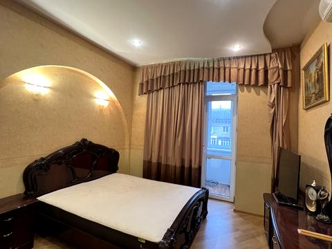 квартира за адресою Івана Світличного вул. (Петровського), 4