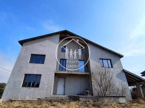 дом по адресу Озерна