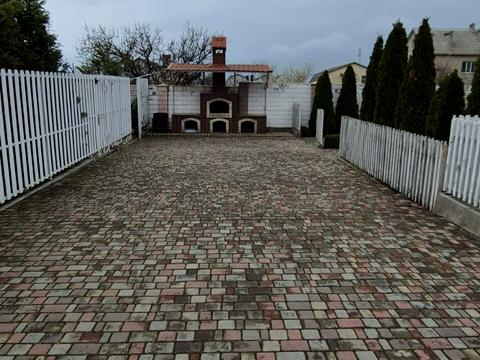 будинок за адресою Шкільна