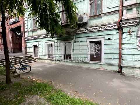 комерційна за адресою Обсерваторна вул., 8