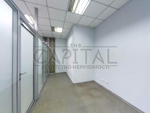 коммерческая по адресу Евгения Коновальца ул. (Щорса), 32-Б