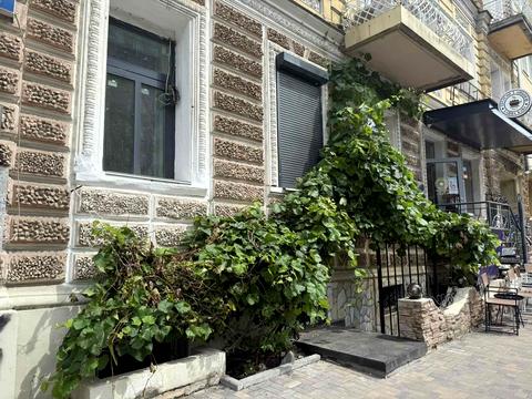 коммерческая по адресу Богдана Хмельницкого ул., 50