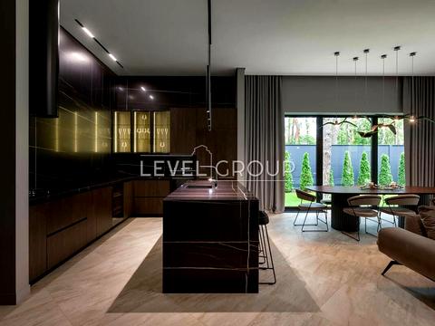 дом по адресу плютівська, 25