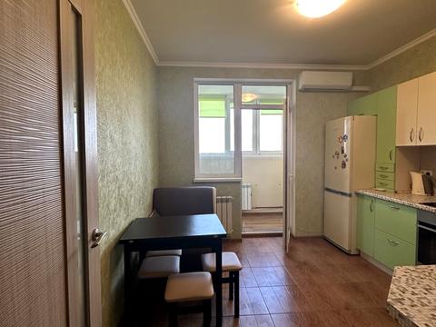 квартира по адресу Александровская ул., 1