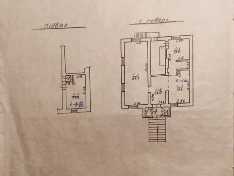 комерційна за адресою Квітнева вул., 4