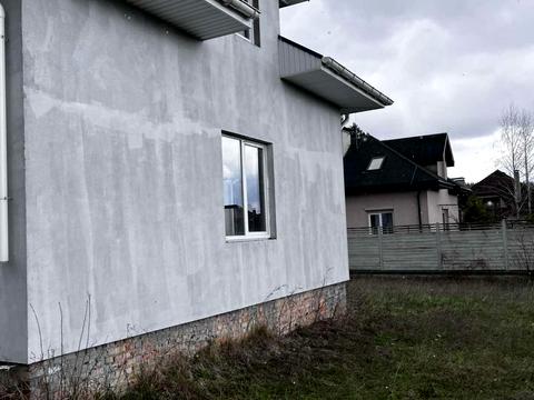 дом по адресу центральна