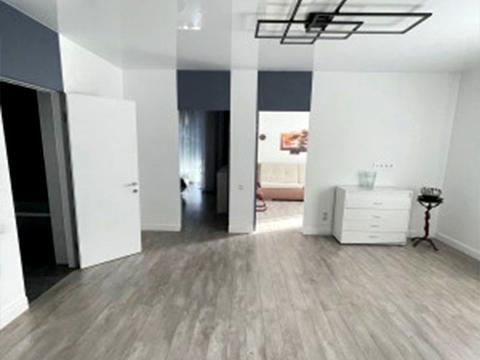 квартира по адресу Небесной Сотни просп. (Маршала Жукова), 111