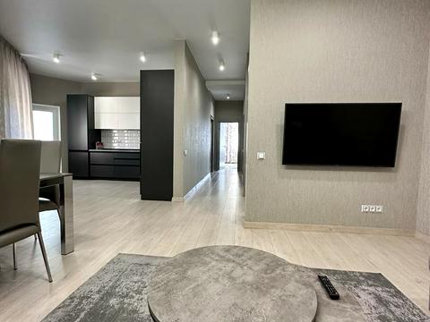 квартира за адресою Володимира Івасюка просп. (Героїв Сталінграду), 8