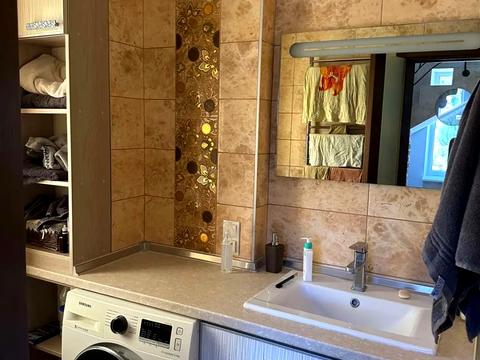 будинок за адресою Дніпро, Оксани Мешко вул. (Єнісейська)