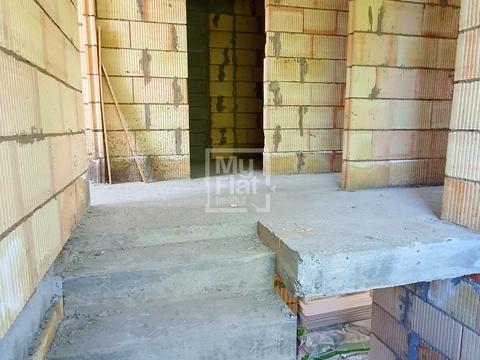 будинок за адресою Андрія Малишка вул. (Льва Толстого)