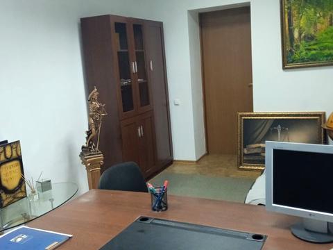 комерційна за адресою Аерокосмічний просп. (Гагаріна), 1