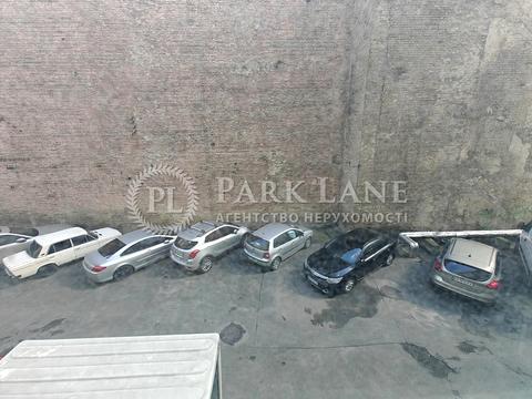 комерційна за адресою Володимирська вул., 51/53