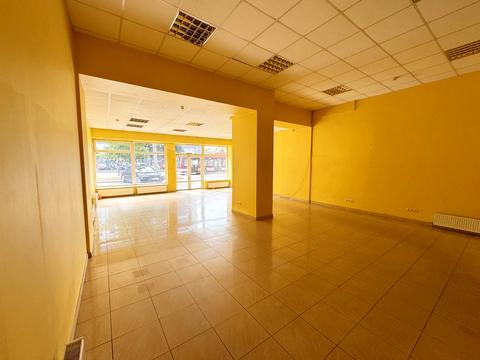 комерційна за адресою Галицька вул., 80
