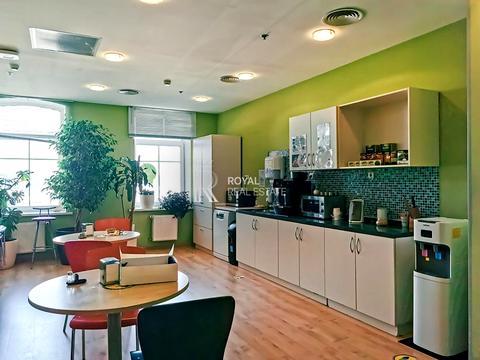 комерційна за адресою Ігорівська вул., 13/5