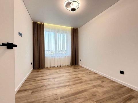 квартира за адресою Миколи Боголюбова вул., 1