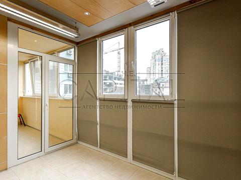 комерційна за адресою Казимира Малевича вул. (Боженка), 89